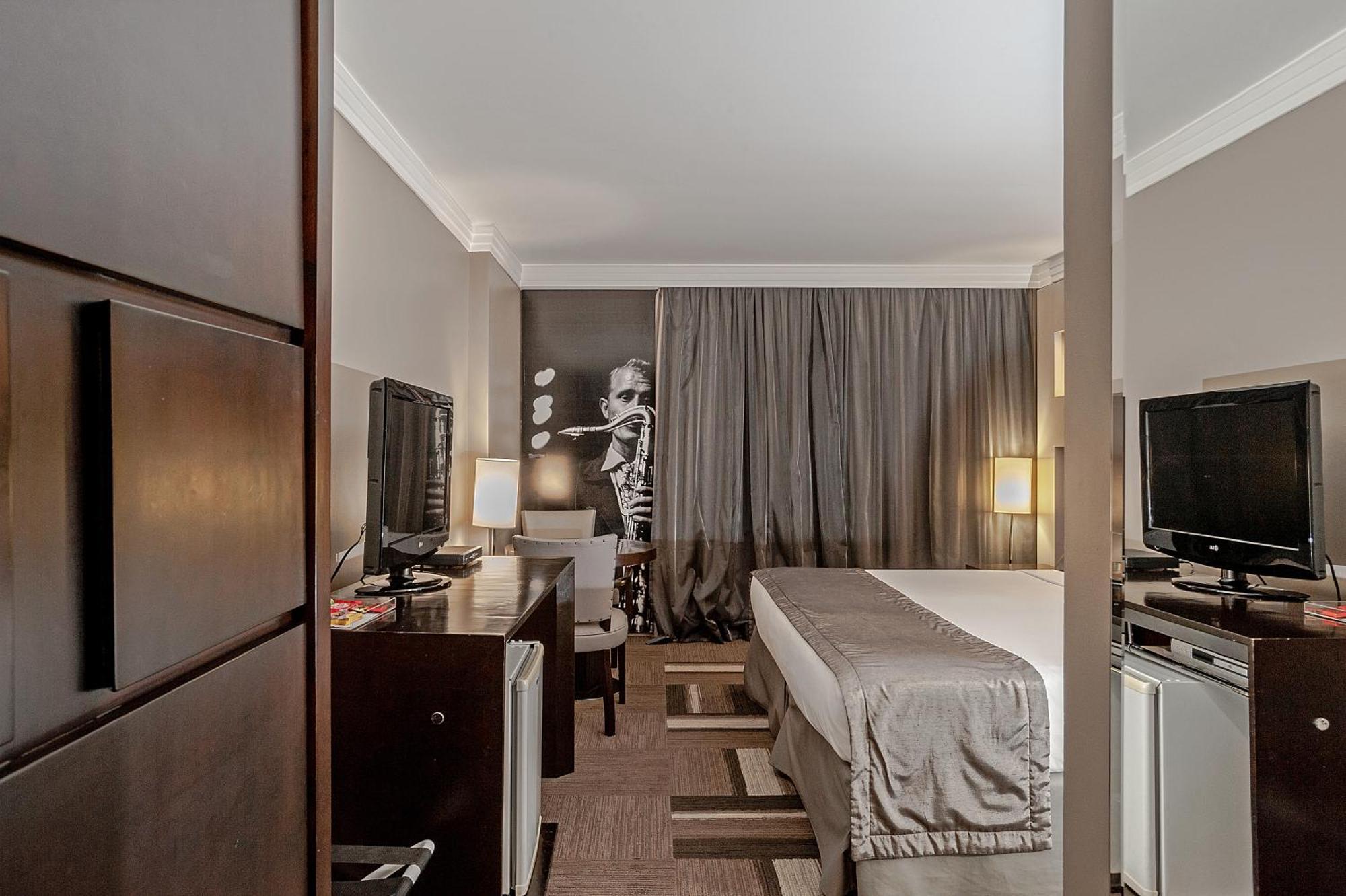 Full Jazz By Slaviero Hotel